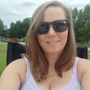 Meet your Posher, Courtney